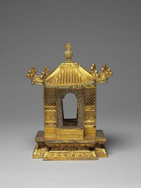 鍍金漢式亭閣式龕-內供銀泥金度母像