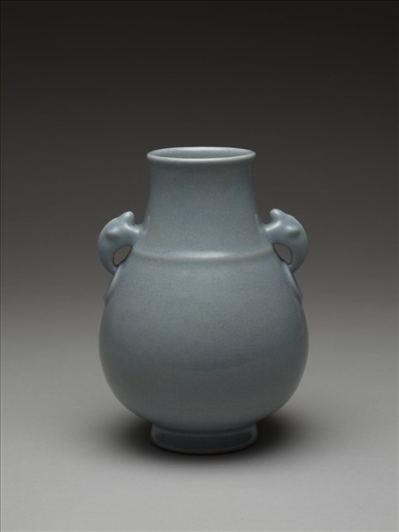 仿鈞釉獸耳銜環壺