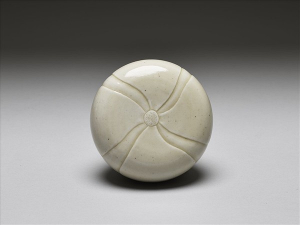 定窯 白瓷劃花蓮瓣紋水盛