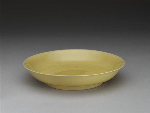 黃釉盤