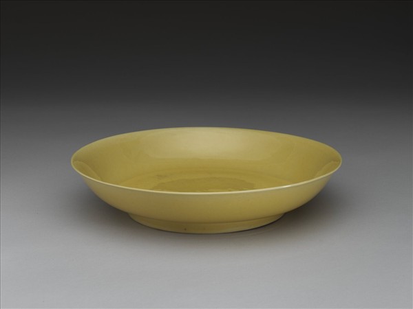 黃釉盤