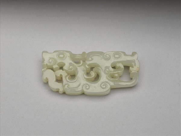 玉鏤雕龍紋佩