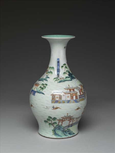 粉彩山水樓閣圖雙耳瓶