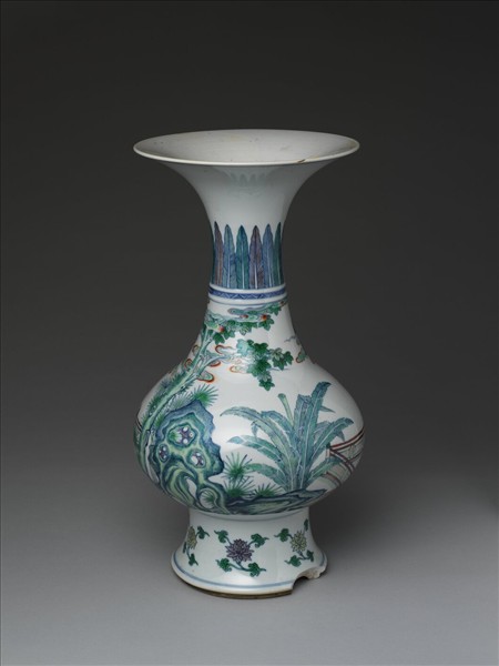 鬥彩仕女鳳凰紋瓶