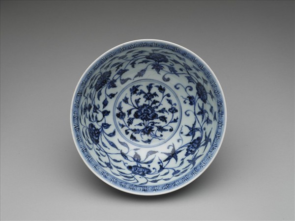 青花四季花卉紋碗