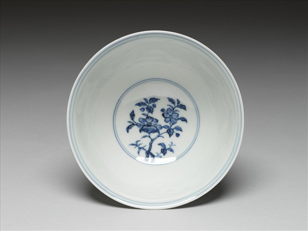 青花茶花紋高足碗