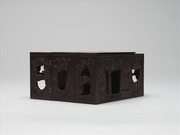 木雕描金鏤空雙層屜(下層)