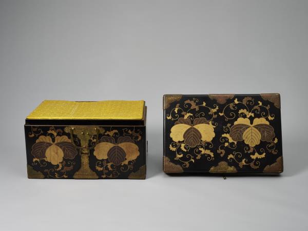 乾隆「采挹流霞」箱