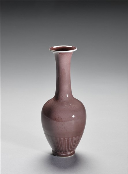 紅釉瓶