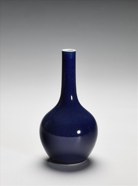霽青釉瓶