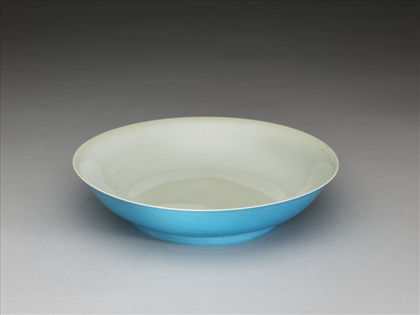 天藍釉白裡盤