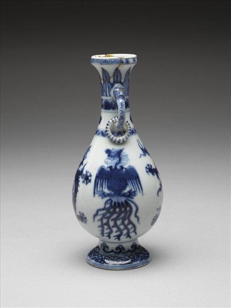 青花龍鳳紋獸耳活環瓶