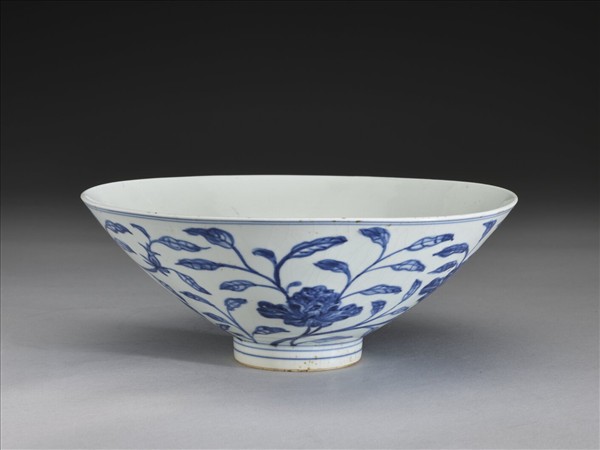 青花月季花紋碗