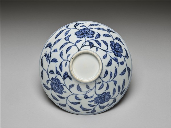 青花月季花紋碗