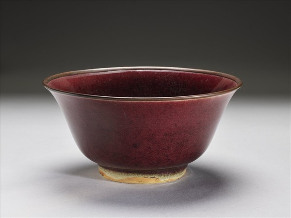 霽紅釉碗