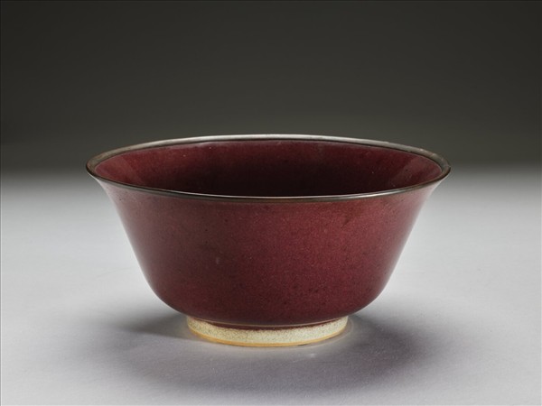 霽紅釉碗
