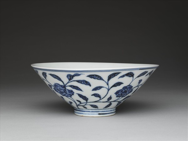 青花月季花紋碗