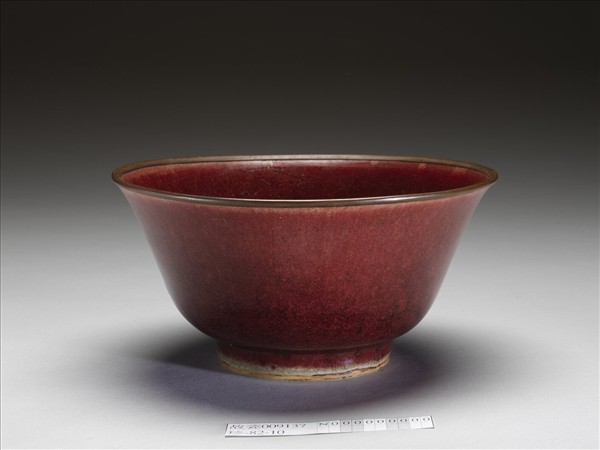 霽紅釉碗