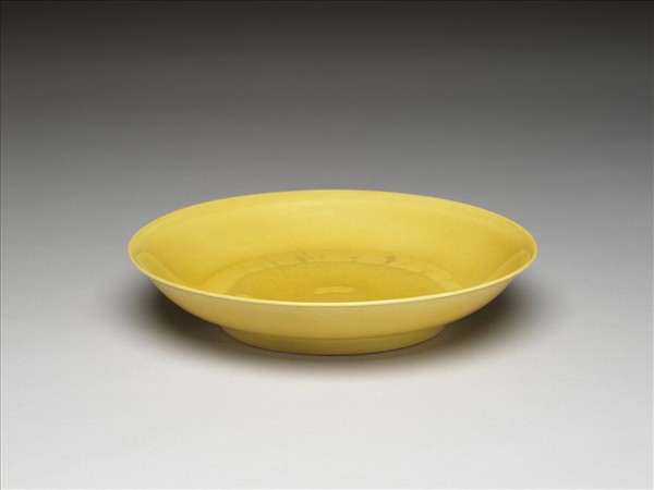 黃釉碟
