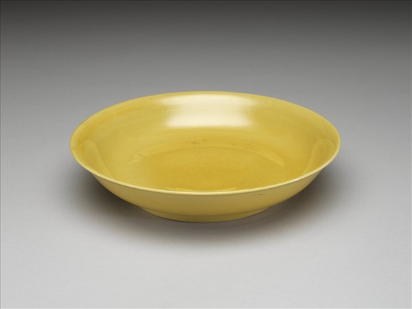 黃釉碟