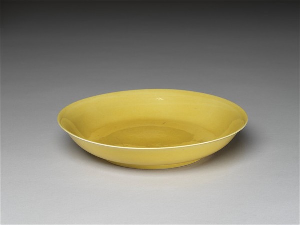黃釉碟