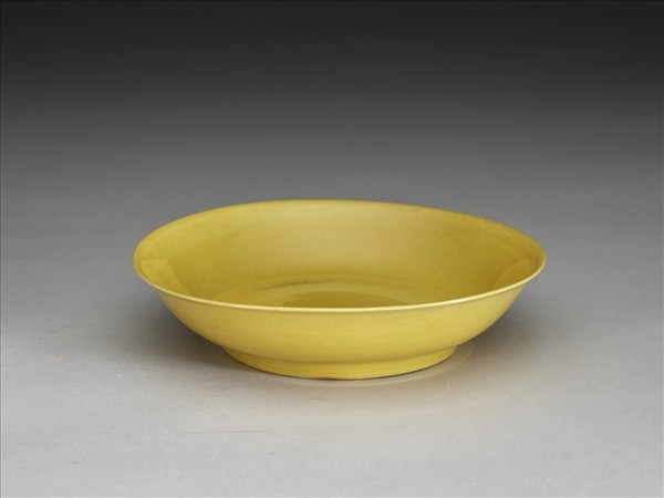 黃釉碟
