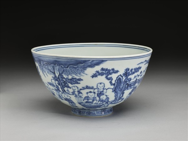 青花嬰戲圖碗