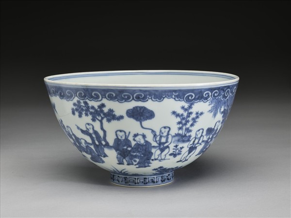 青花嬰戲圖碗