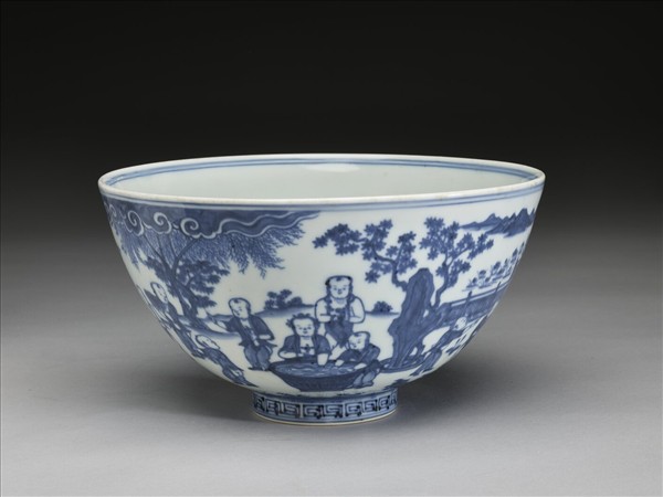 青花嬰戲圖碗