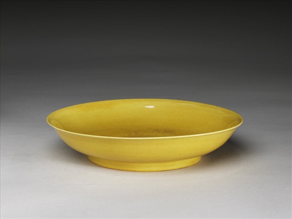 黃釉碟