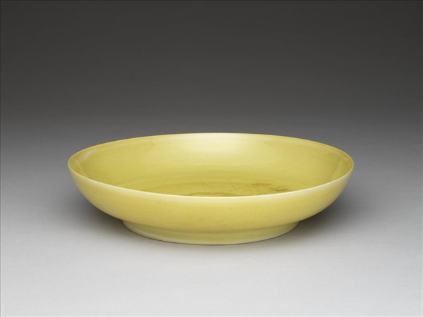黃釉盤