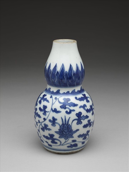 青花番蓮紋葫蘆瓶