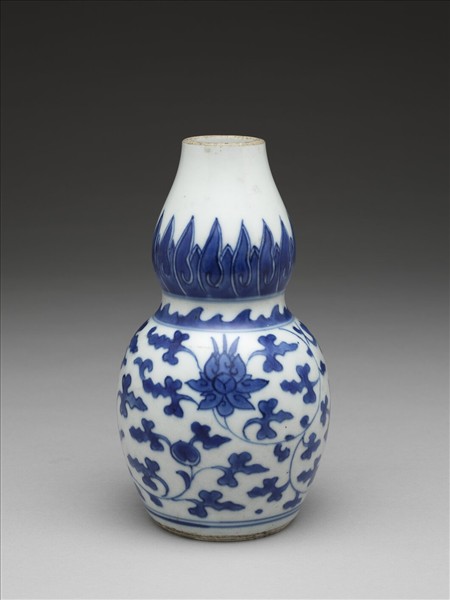 青花番蓮紋葫蘆瓶