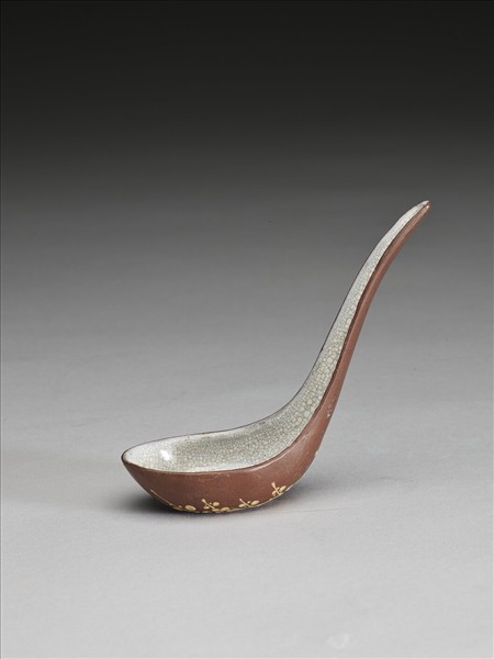 紫砂泥繪梅花紋匙