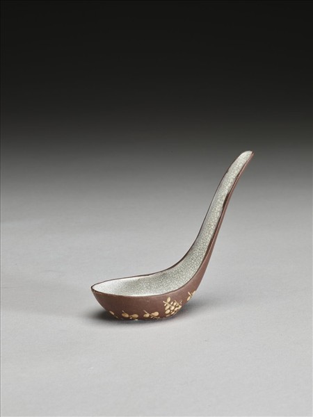 紫砂泥繪梅花紋匙