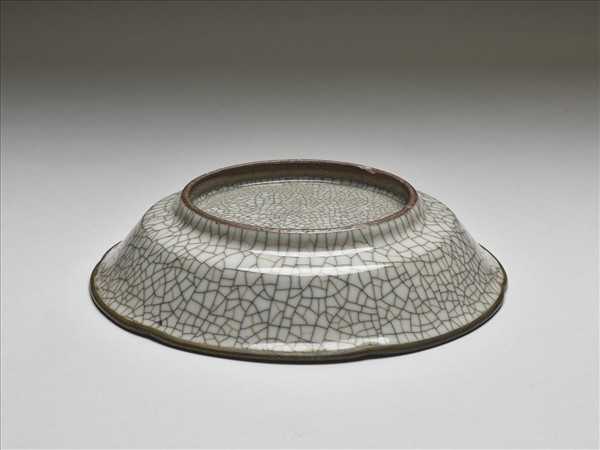 哥窯 青瓷葵口盤