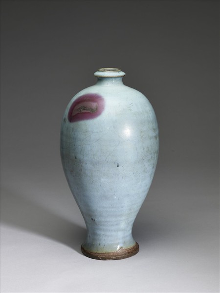 鈞窯 月白紫斑梅瓶