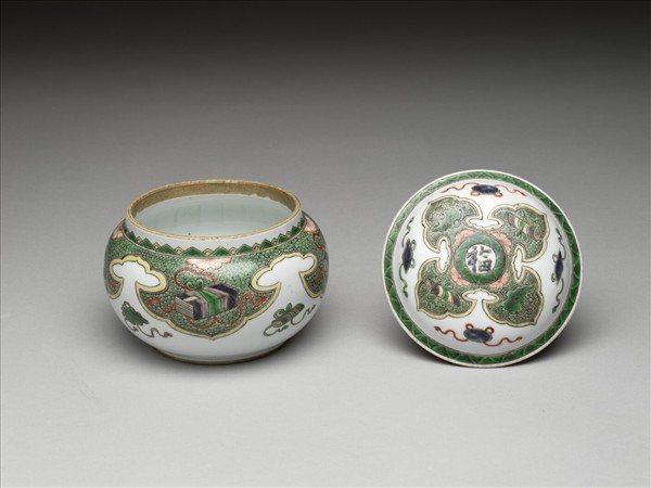 五彩博古圖蓋罐