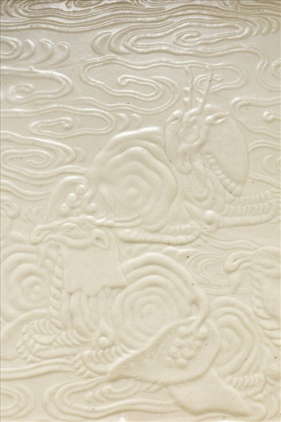 白瓷印花天祿流雲方洗