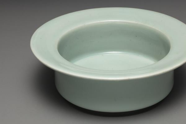 龍泉窯 青瓷折沿洗