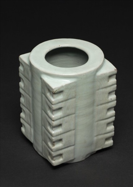 官窯 青瓷琮式瓶