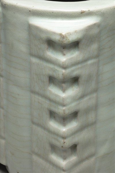 官窯 青瓷琮式瓶