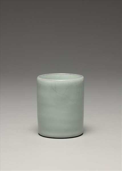 仿官釉青瓷筆筒- 故宮