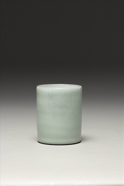 仿官釉青瓷筆筒