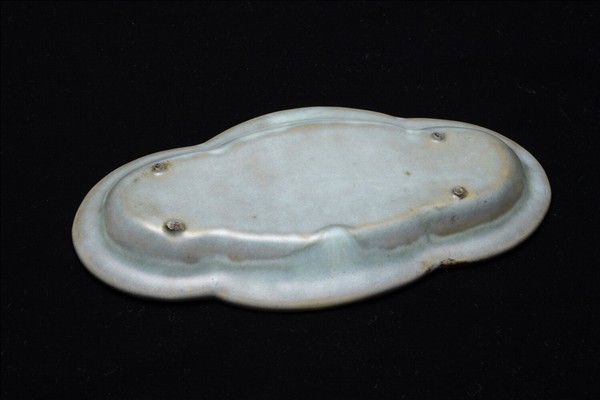 鈞窯 天青釉海棠式碟