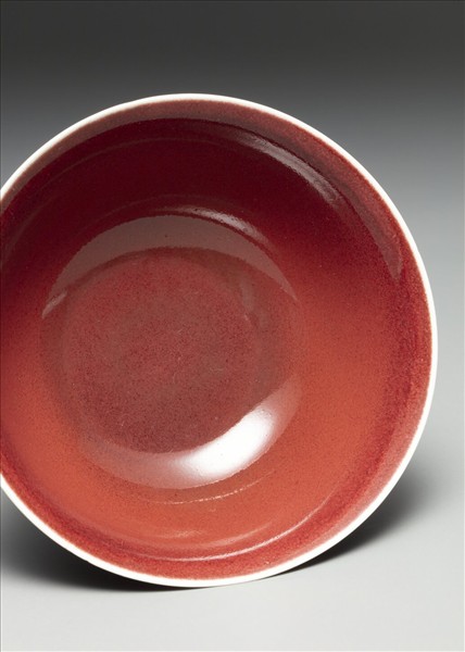 寶石紅釉碗