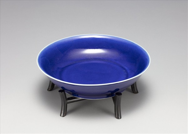 霽青釉盤