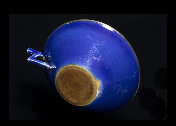 霽青描金單把杯