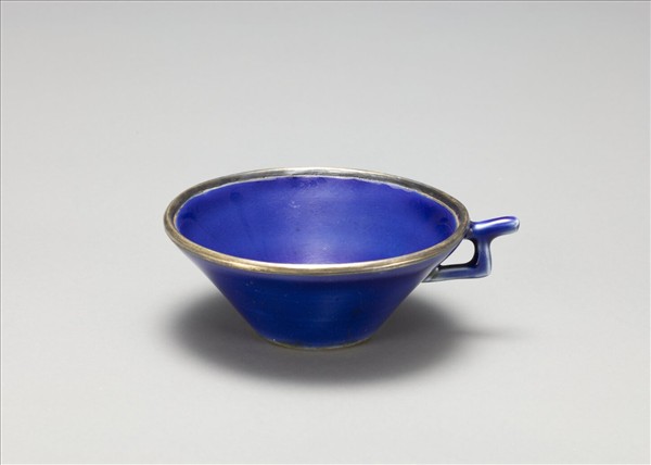 霽青描金單把杯