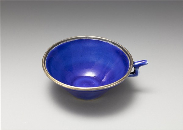 霽青描金單把杯